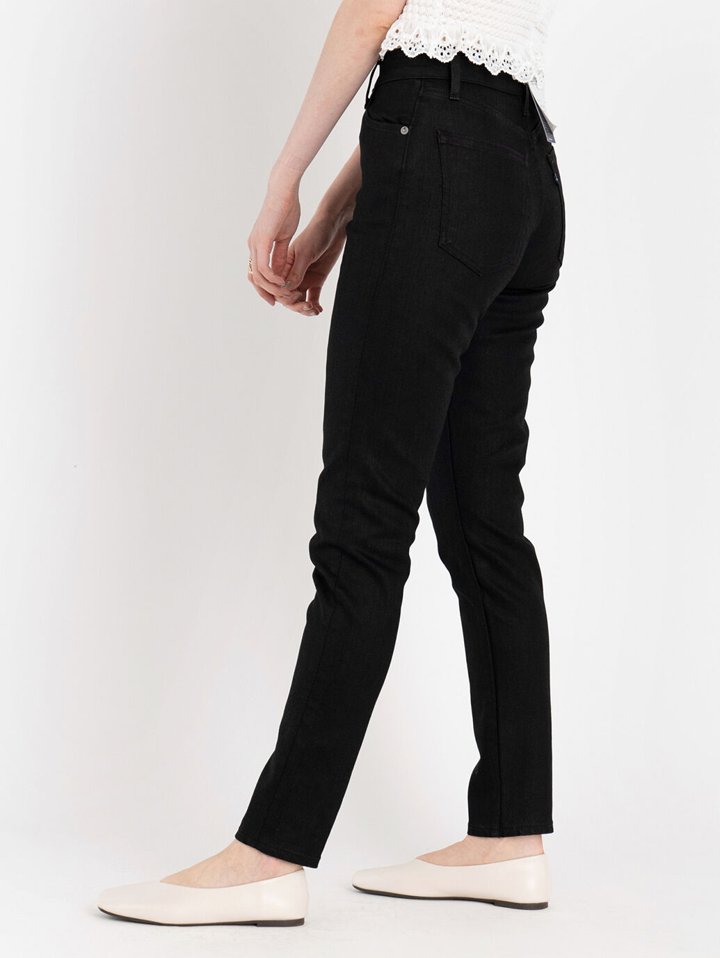 LEVI'S® MADE&CRAFTED®HIGHRISE SLIM STAY BLACK｜リーバイス® 公式通販